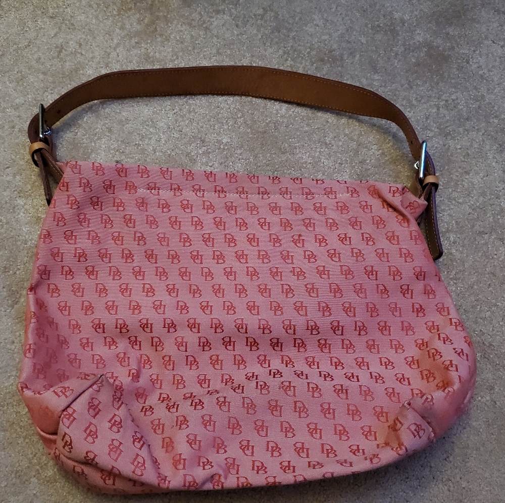 Dooney & Bourke shoulder bag